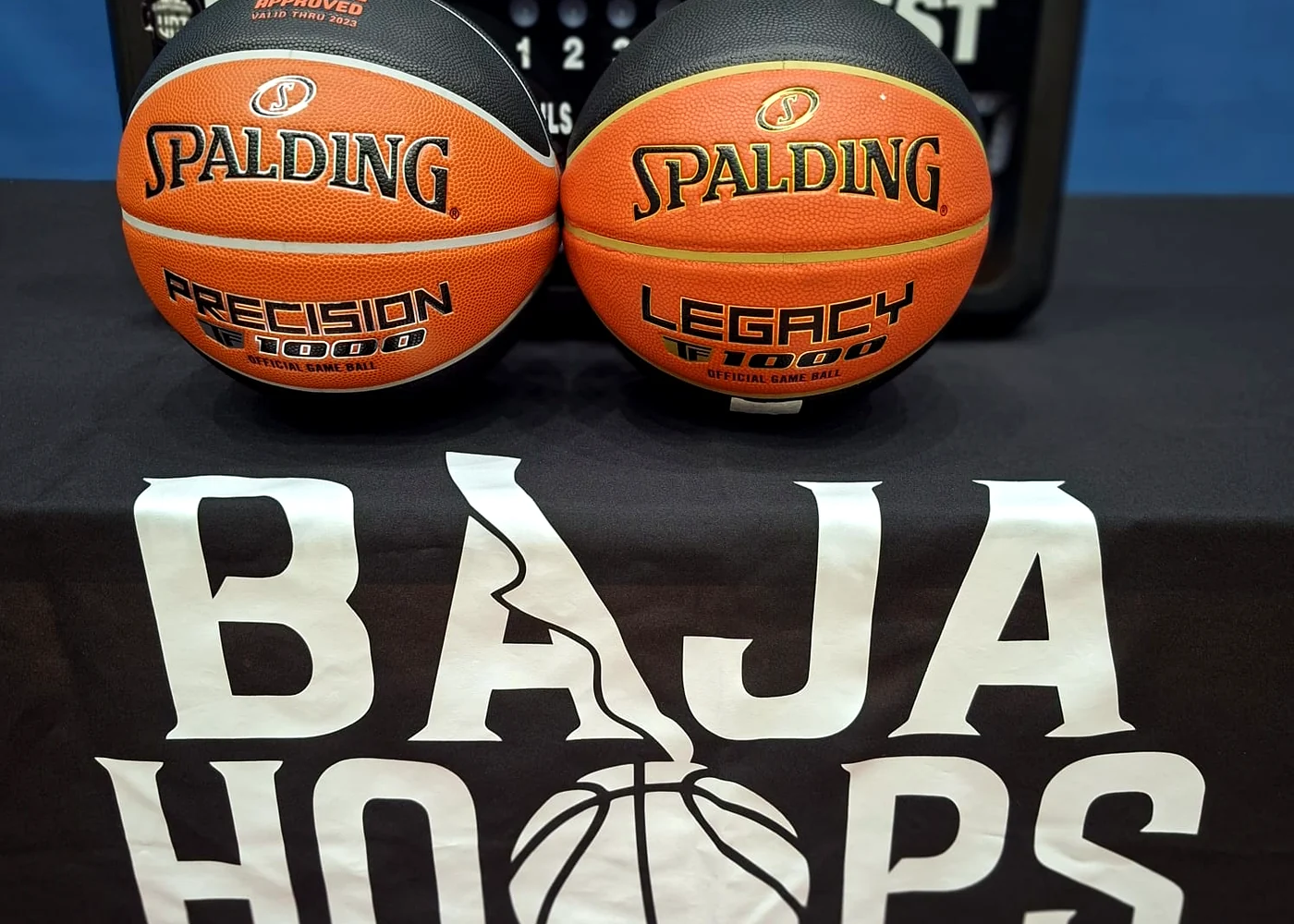 Balones oficiales con identidad de Baja Hoops